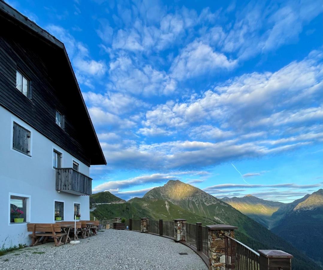 Enzianhuette Jaufenpass Villa San Leonardo in Passiria Exterior photo